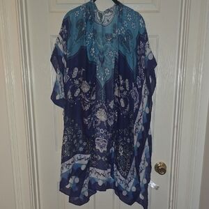 Blue‎ and Teal Floral Kimono